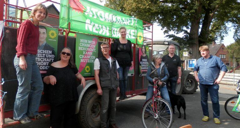 Unterwegs mit Trecker und Fahrrad