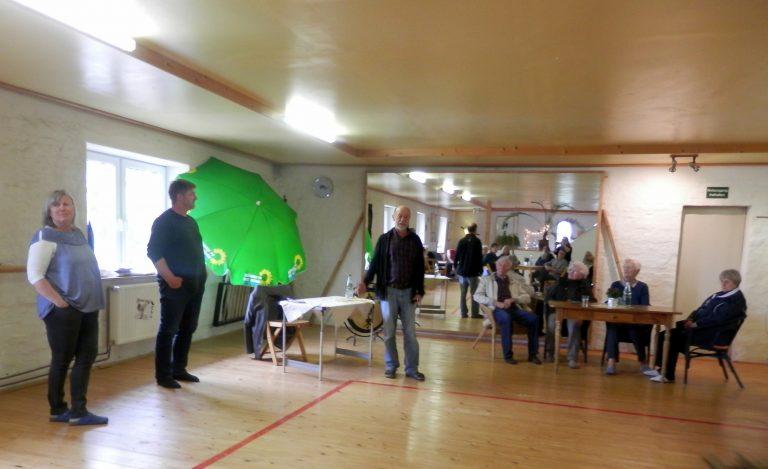 Grünes Café zum 1. Mai gut besucht